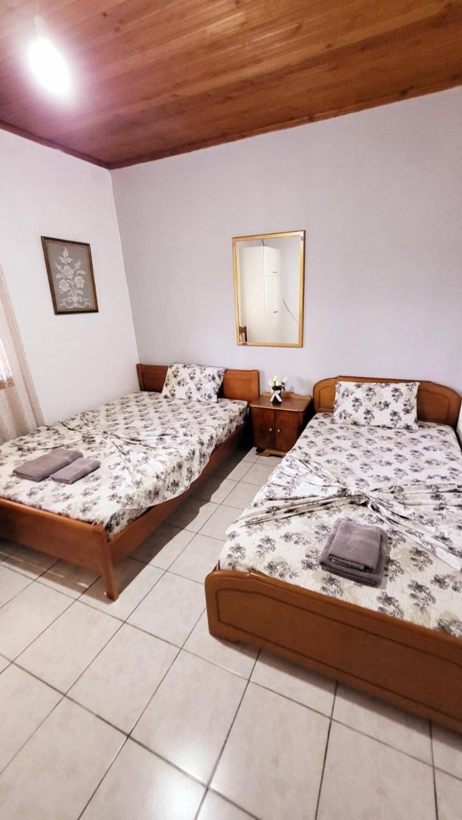 Housebutterfly Apartman Toróni Szoba fotó