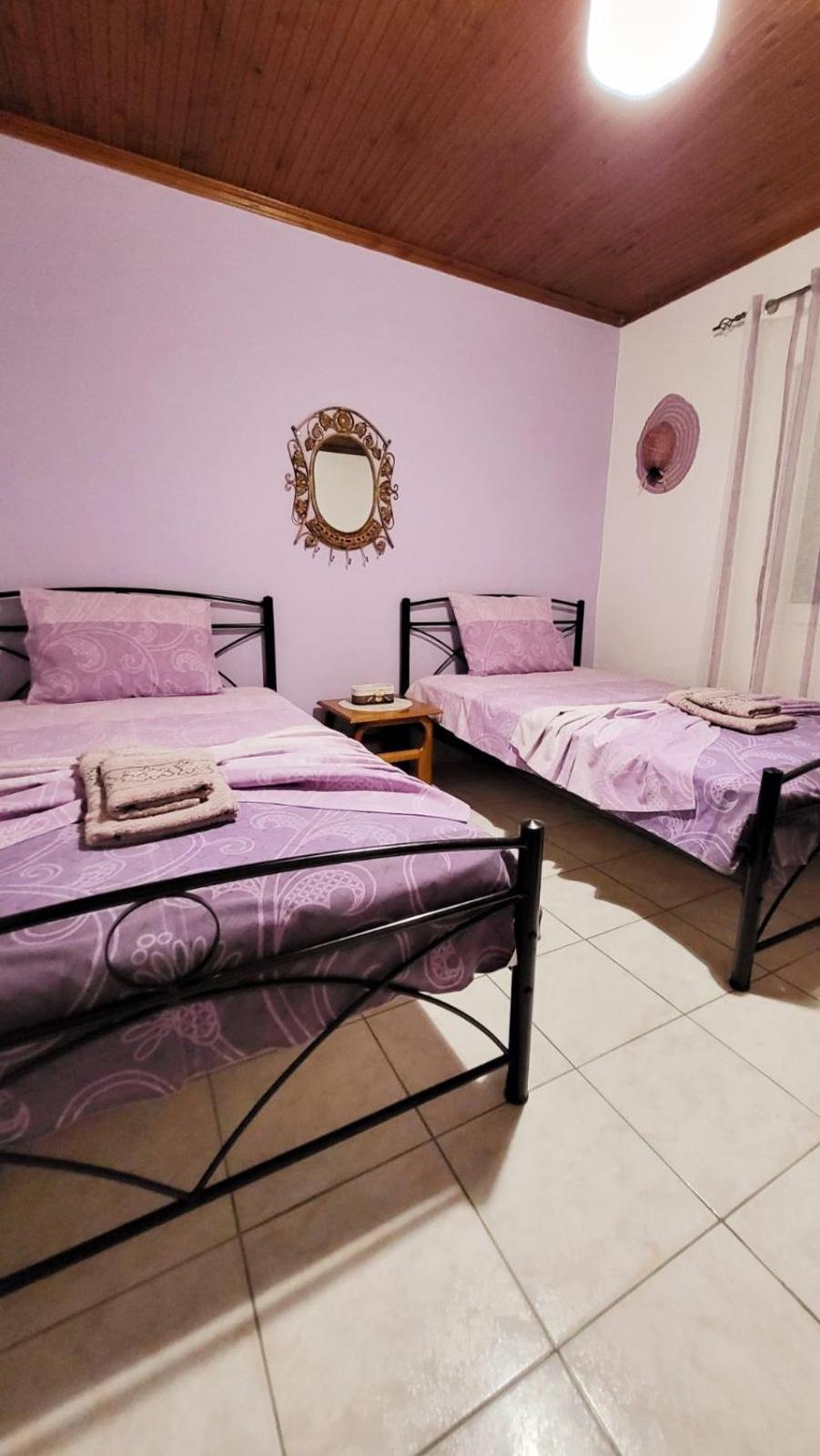 Housebutterfly Apartman Toróni Szoba fotó